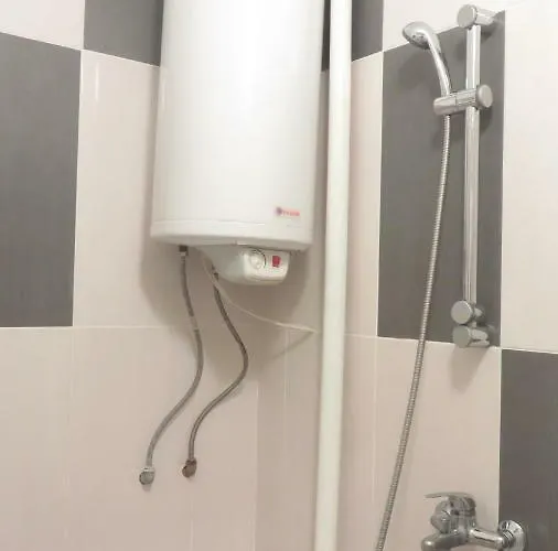 Two Bedroom Downtown Ivanovi Проживание в семье Варна